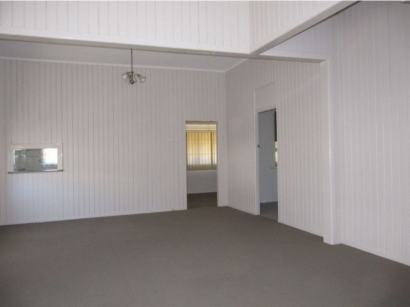 24 Oxford St, Hamilton QLD 4007