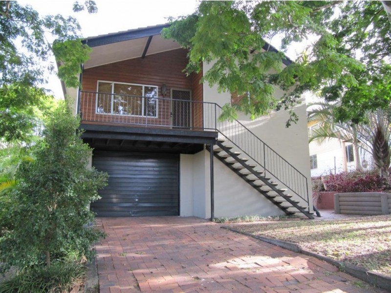 28 Loombah Cresent, Ferny Hills QLD 4055