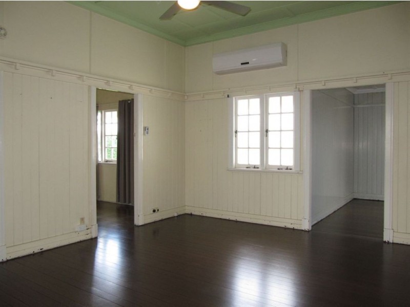 8 Bourne St, Clayfield QLD 4011