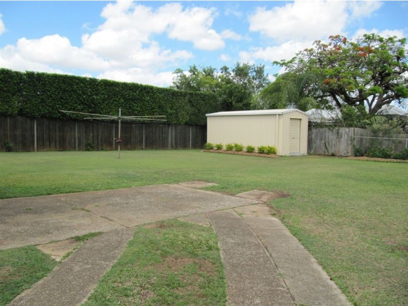 8 Bourne St, Clayfield QLD 4011