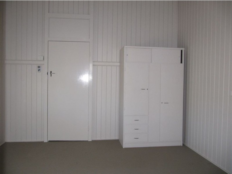 24 Oxford Street, Hamilton QLD 4007