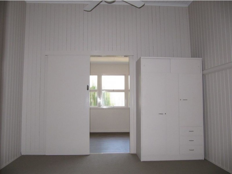 24 Oxford Street, Hamilton QLD 4007