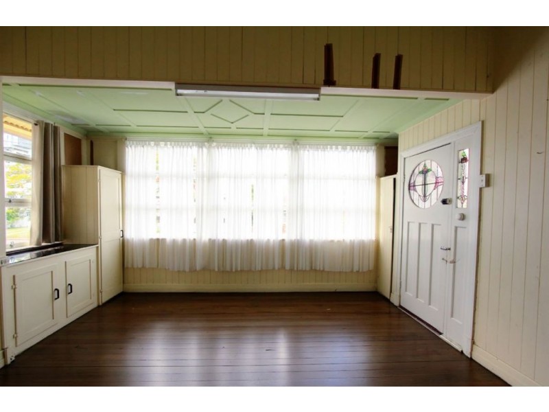 8 Bourne St, Clayfield QLD 4011