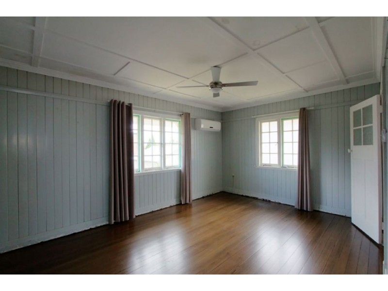 8 Bourne St, Clayfield QLD 4011