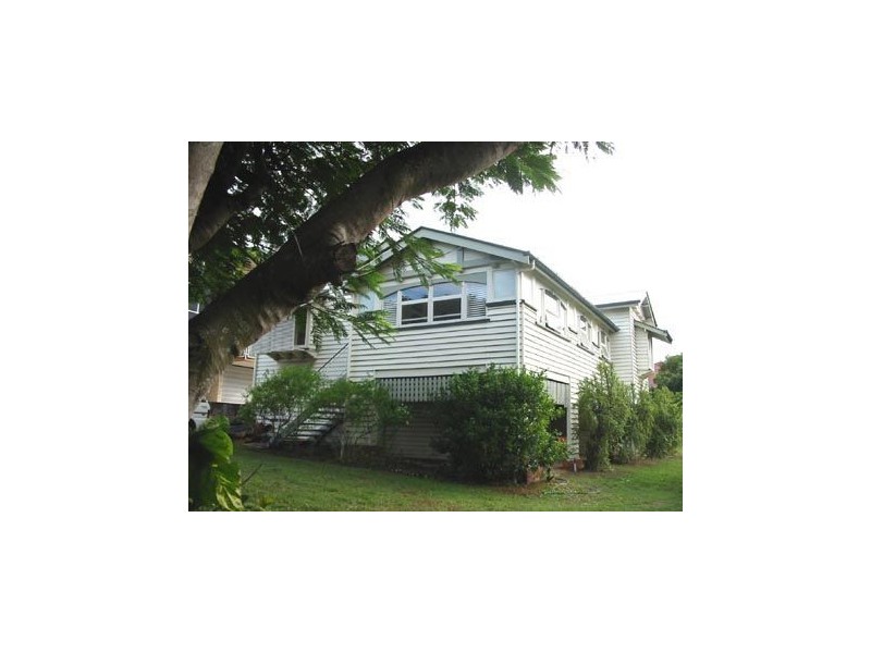 1 Wolseley St, Clayfield QLD 4011