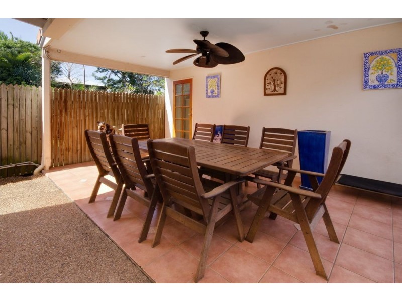 53 College Street, Hamilton QLD 4007