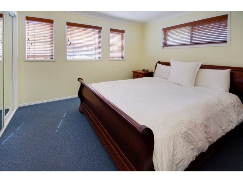 53 College Street, Hamilton QLD 4007