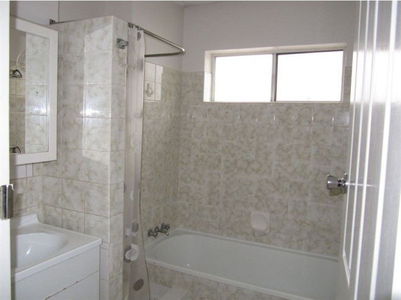 2/142 Bonney Ave, Clayfield QLD 4011