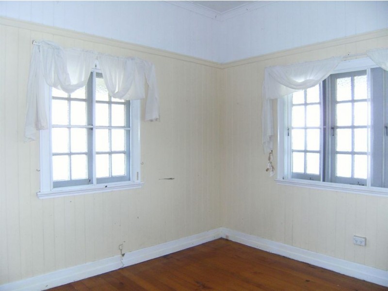 27 Mein Street, Hendra QLD 4011