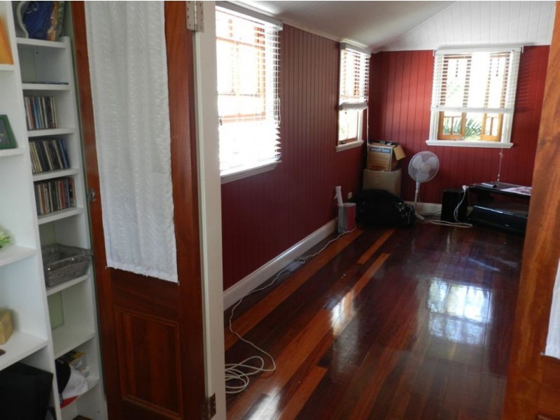 33 Gold Street, Banyo QLD 4014