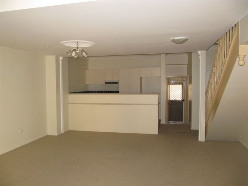 3/12 Wolseley St, Clayfield QLD 4011