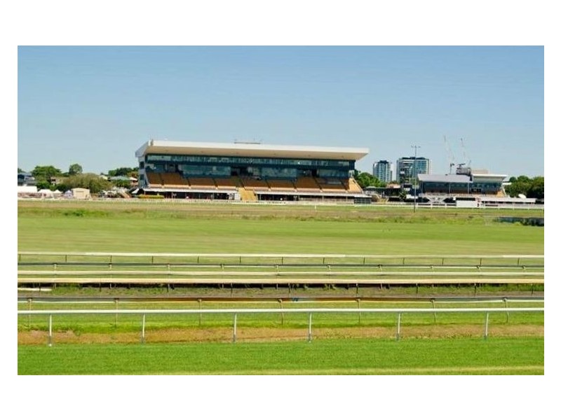 89 Raceview Avenue, Hendra QLD 4011