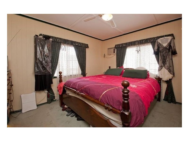 89 Raceview Avenue, Hendra QLD 4011