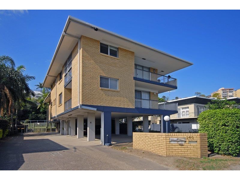 1/260 Kingsford Smith Drive, Hamilton QLD 4007