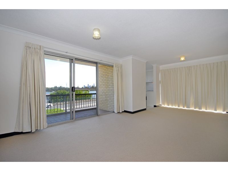 1/260 Kingsford Smith Drive, Hamilton QLD 4007