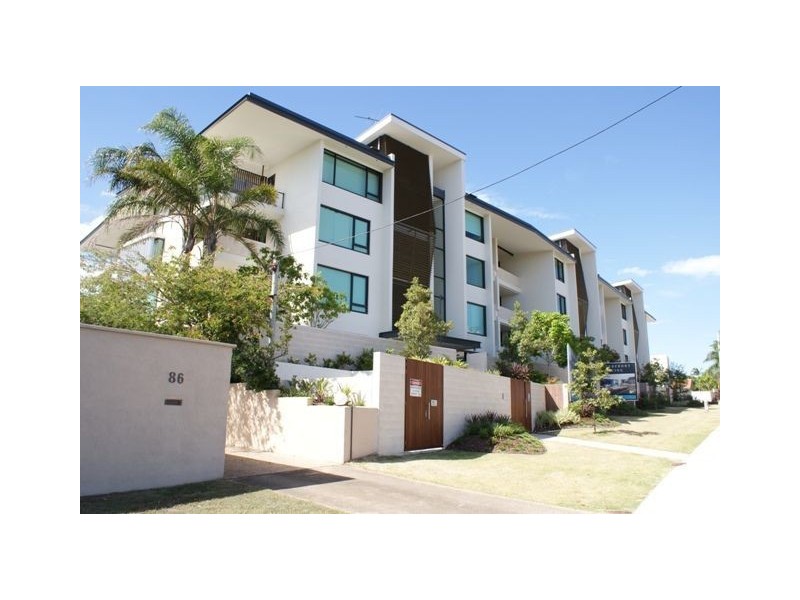 332/90 Wynnum Rd, Norman Park QLD 4170