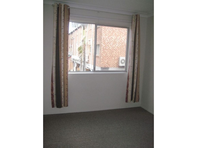 2/14 Collins St, Clayfield QLD 4011