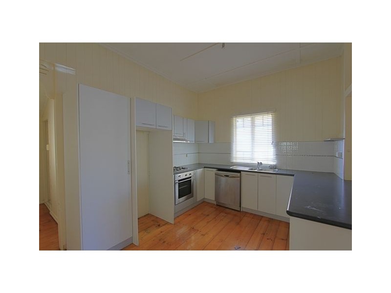43 Wakefield St, Albion QLD 4010