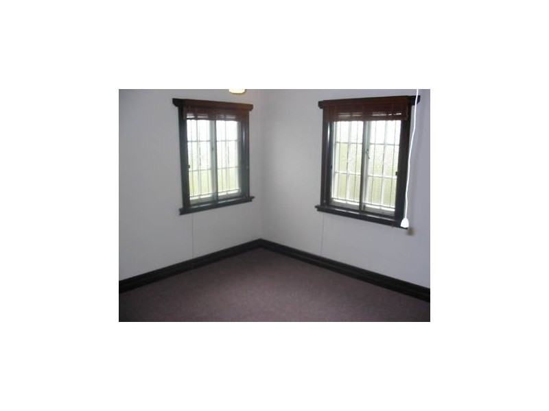 15 Norman St, Wooloowin QLD 4030