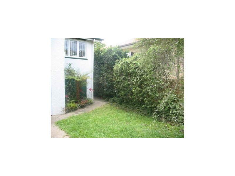 15 Norman St, Wooloowin QLD 4030