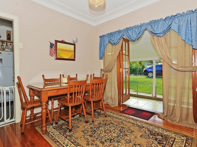 218 Edinburgh Castle Road, Wavell Heights QLD 4012