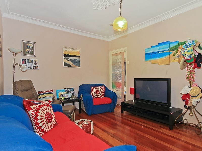 218 Edinburgh Castle Road, Wavell Heights QLD 4012