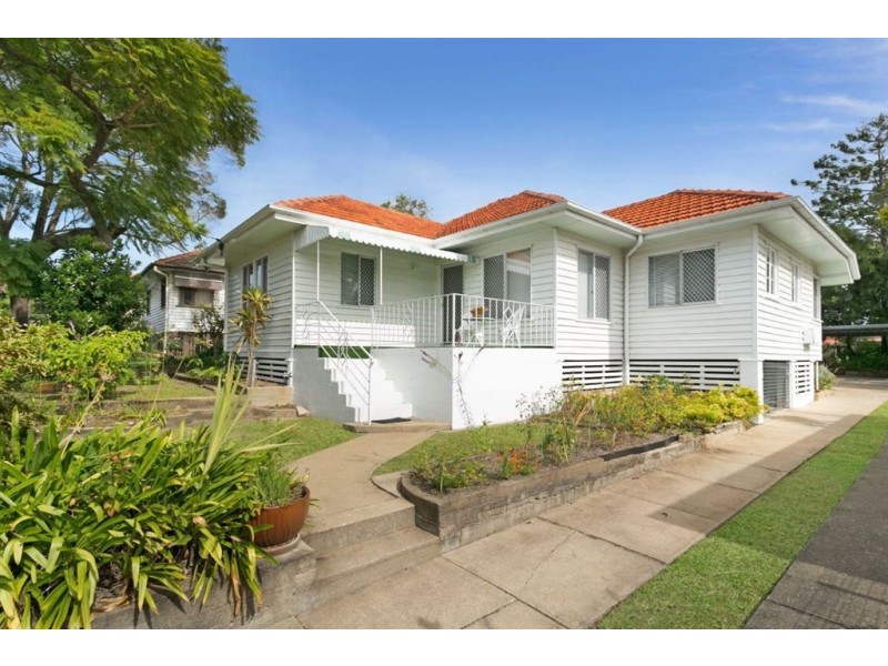 110 Spence Road, Wavell Heights QLD 4012