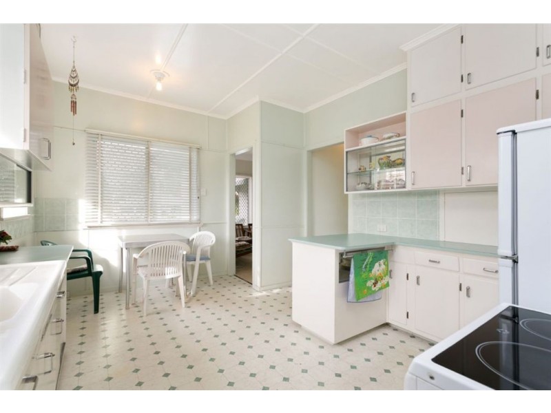 110 Spence Road, Wavell Heights QLD 4012