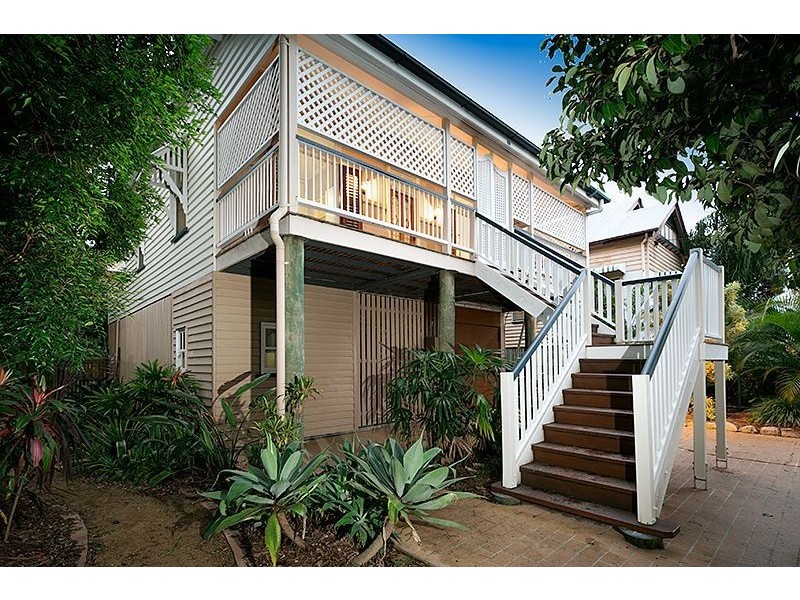 41 Grove Street, Albion QLD 4010