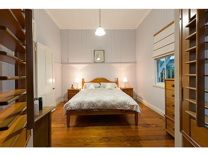 41 Grove Street, Albion QLD 4010