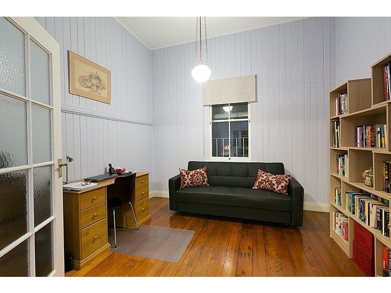 41 Grove Street, Albion QLD 4010