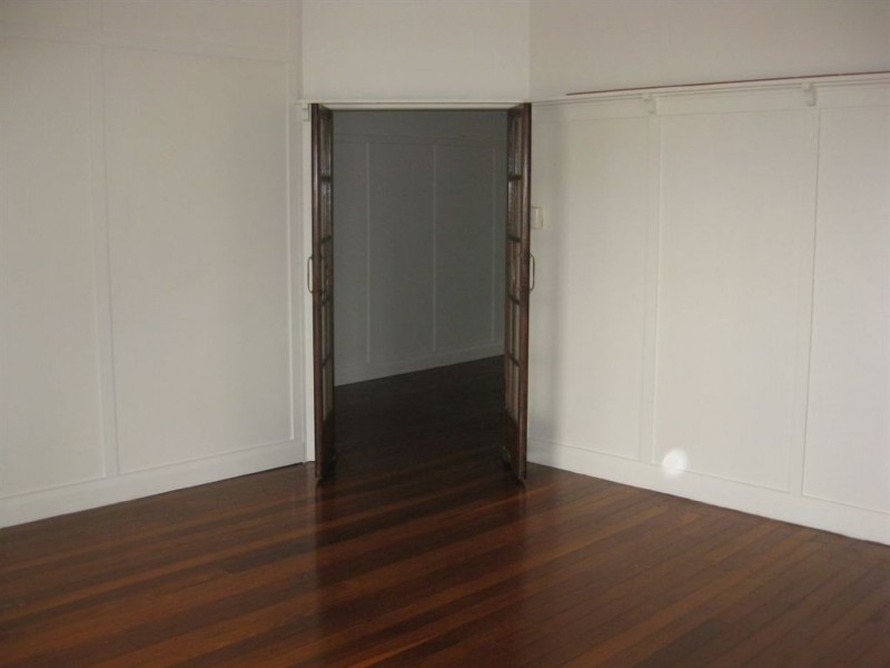 21 Clyde Rd, Herston QLD 4006