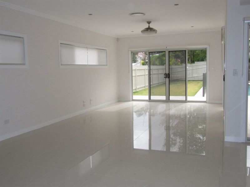 14 York Street, Hamilton QLD 4007