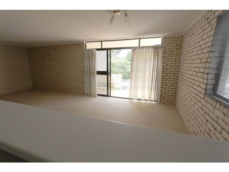 1/77 Sandford Street, St Lucia QLD 4067