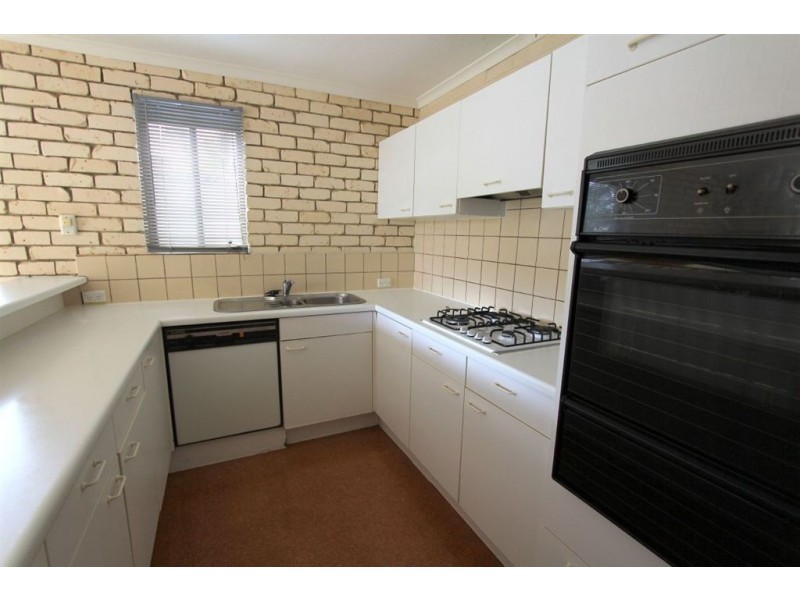 1/77 Sandford Street, St Lucia QLD 4067