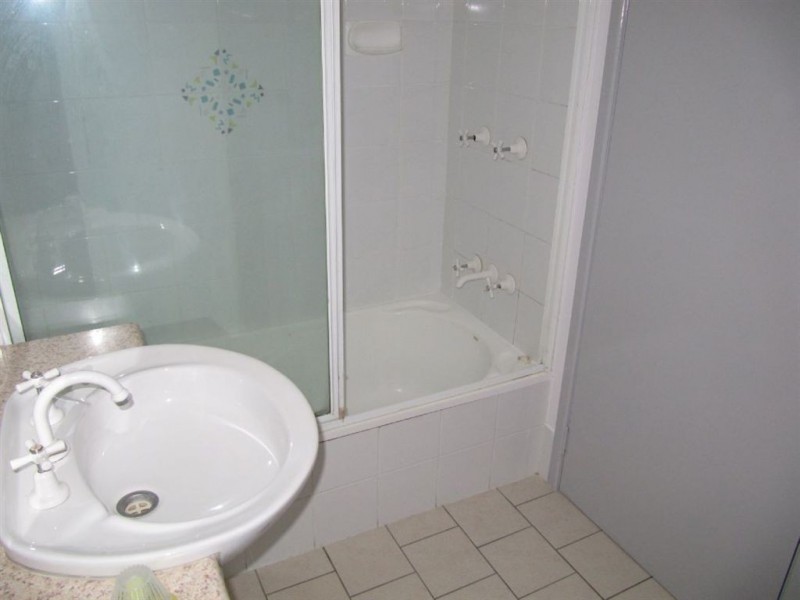 13/12 Wolseley St, Clayfield QLD 4011