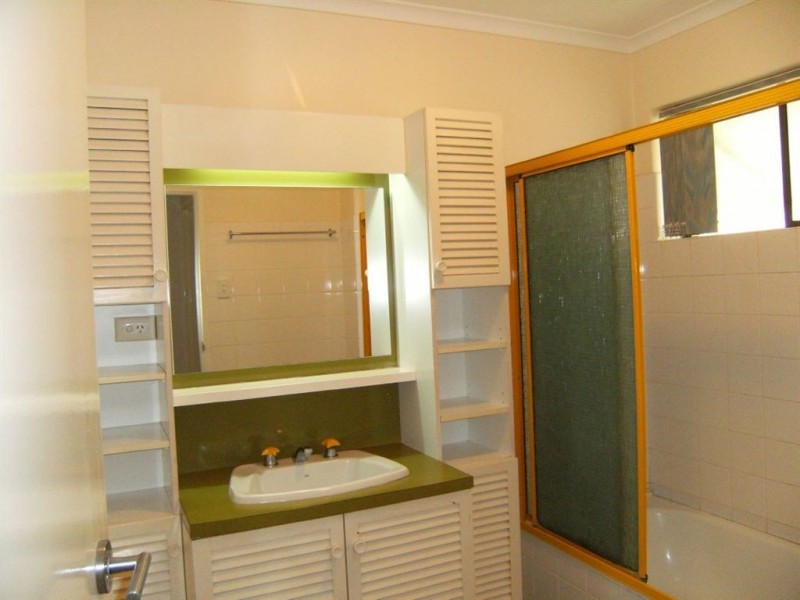 2/60 London Road, Clayfield QLD 4011