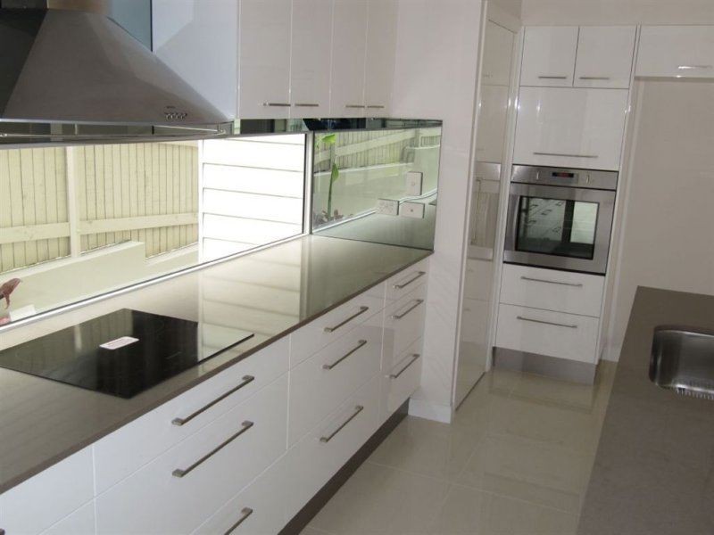 14 York St, Hamilton QLD 4007