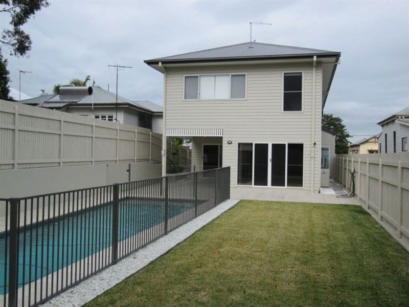 14 York St, Hamilton QLD 4007