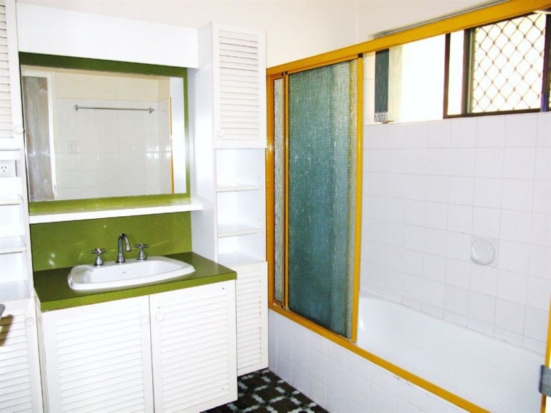 2/60 London Rd, Clayfield QLD 4011