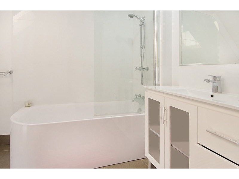 32 Manson Road, Hendra QLD 4011