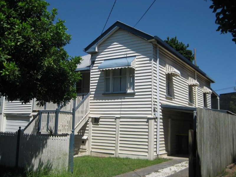 8 Thomas Street, Clayfield QLD 4011