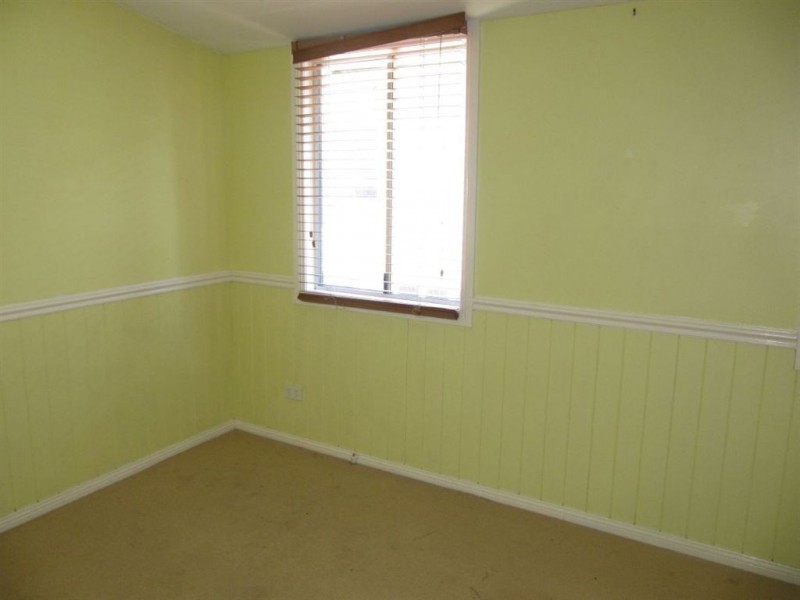 8 Thomas Street, Clayfield QLD 4011