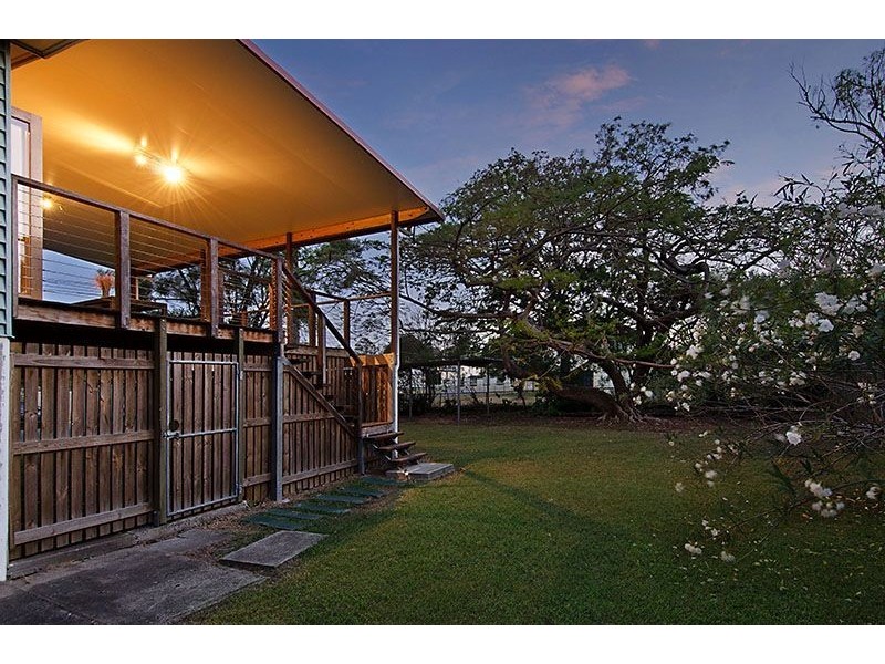 8 Lochrae Street, Wavell Heights QLD 4012