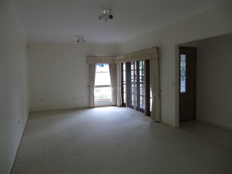 133 Bilsen Rd, Wavell Heights QLD 4012