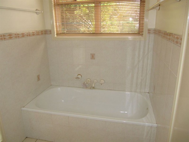 133 Bilsen Rd, Wavell Heights QLD 4012