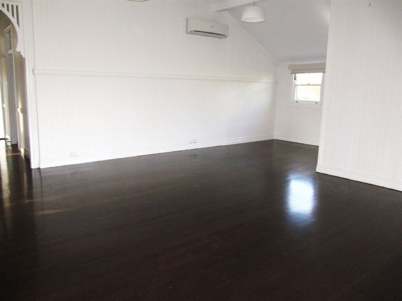 1 McGregor St, Clayfield QLD 4011