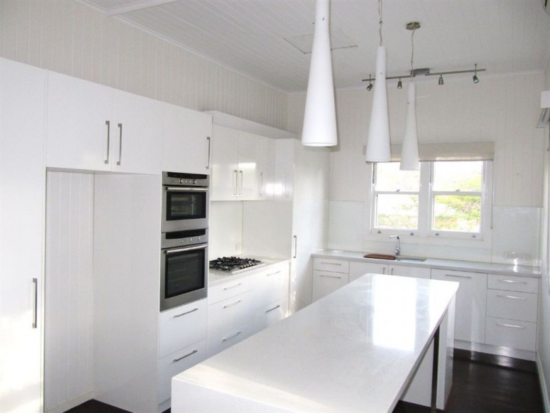 1 McGregor St, Clayfield QLD 4011
