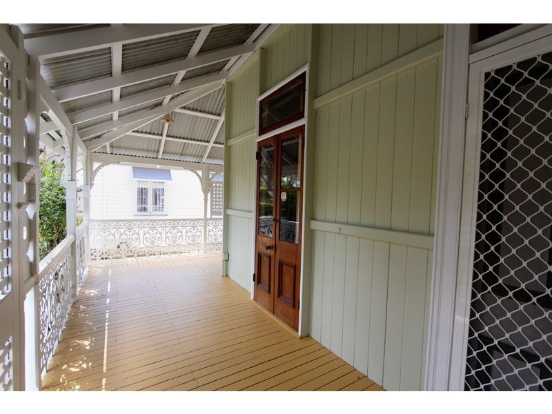 85 Christian St, Clayfield QLD 4011