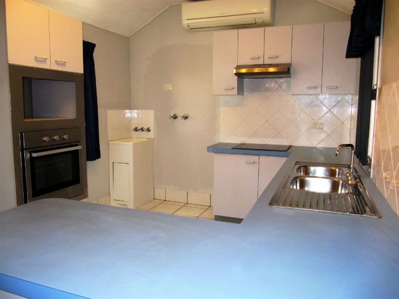 60 Hamilton Rd, Wavell Heights QLD 4012